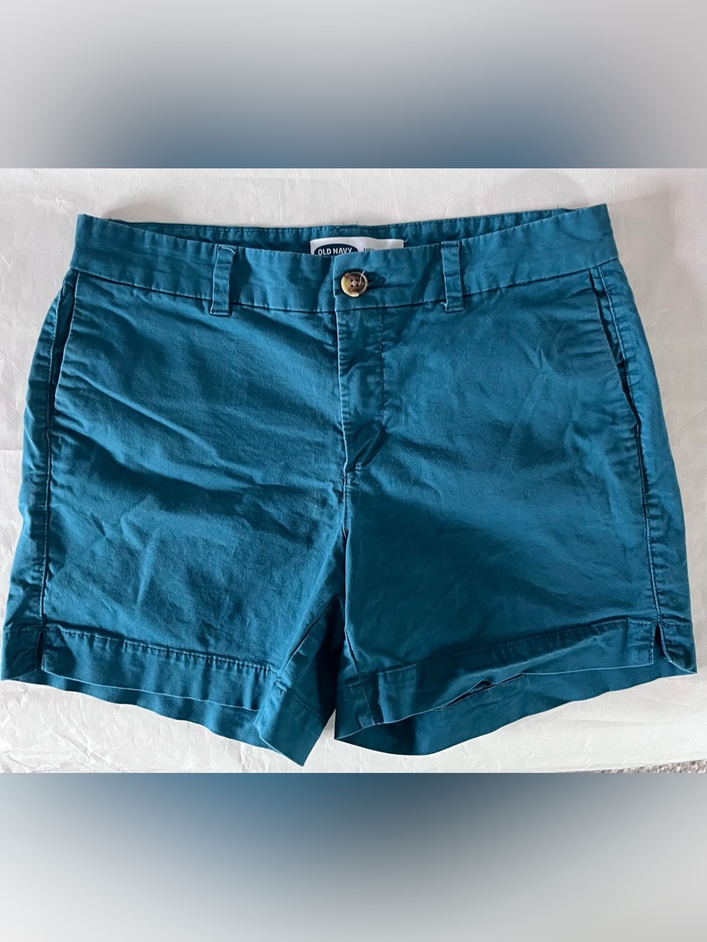Old Navy Everyday Teal Chino Bermuda Shorts Mid rise size 6